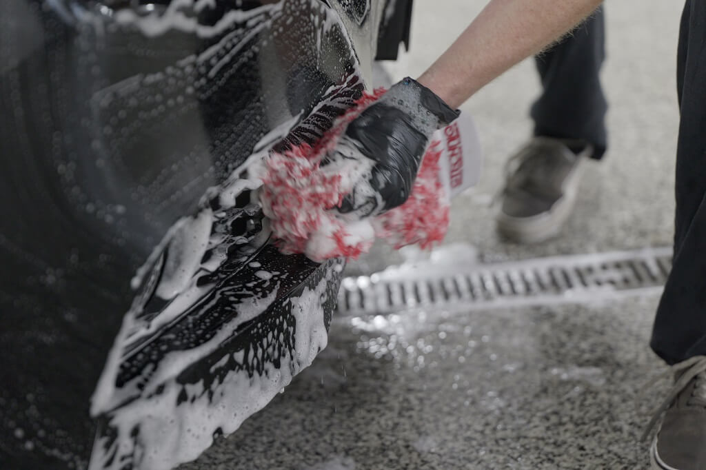 Washing front bumper